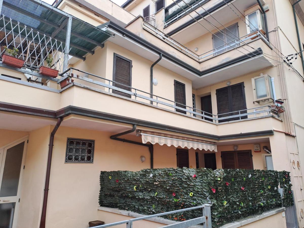 La Casa In Passeggiata - Seancity Viareggio Ngoại thất bức ảnh
