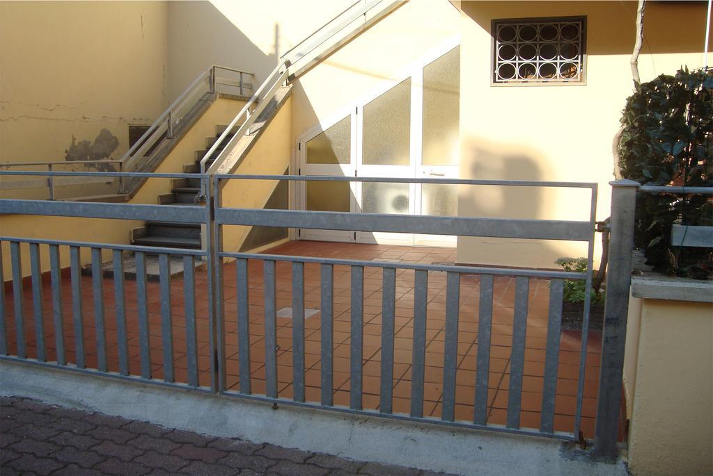 La Casa In Passeggiata - Seancity Viareggio Ngoại thất bức ảnh